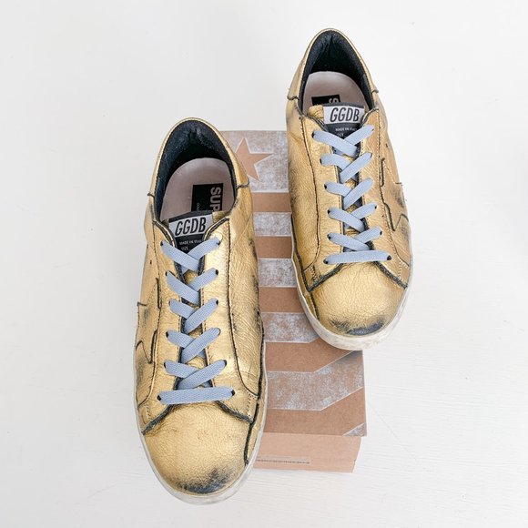 golden goose sneakers metallic